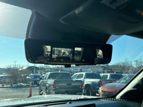 New 2025 Toyota Tacoma TRD Off-Road AWD/4WD image 29