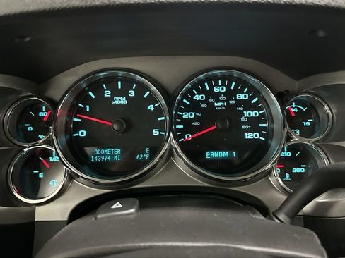 Used 2014 Chevrolet Silverado 2500 LT w/ Interior Plus Package AWD/4WD image 31