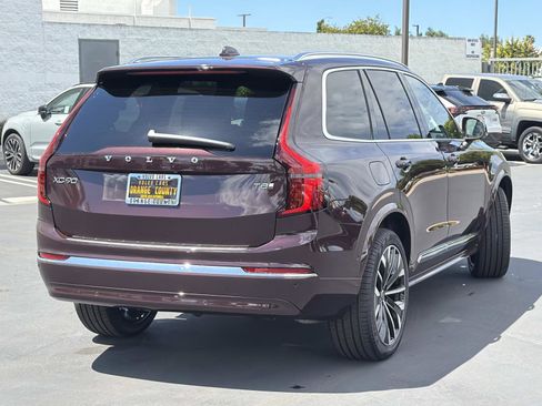 New 2026 Volvo XC90 T8 Ultra w/ Lounge Package AWD/4WD image 6