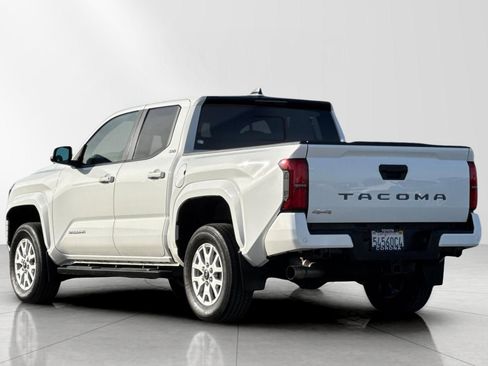 Used 2024 Toyota Tacoma SR5 image 6