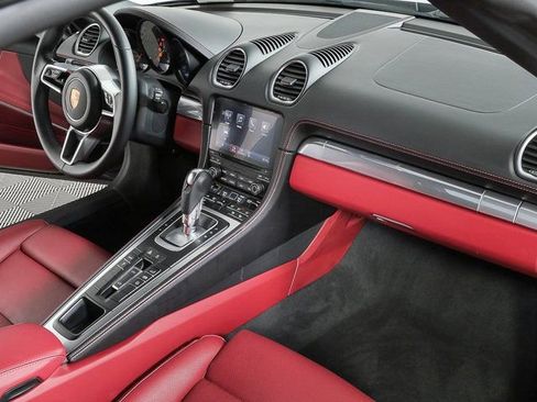 Certified 2020 Porsche 718 Boxster RWD image 19