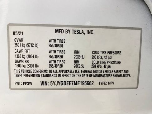 Used 2021 Tesla Model Y Long Range AWD/4WD image 23