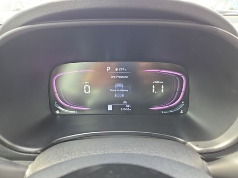 Used 2023 Kia Soul EX image 13