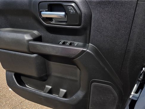 Used 2022 Chevrolet Silverado 1500 W/T AWD/4WD image 18