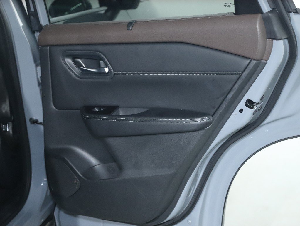 Certified 2023 Nissan Rogue SL w/ SL Premium Package AWD/4WD image 35