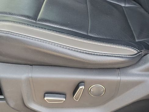 Used 2018 Ford F150 Raptor w/ Equipment Group 801A Mid AWD/4WD image 11