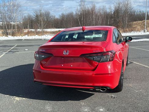 Used 2025 Honda Civic Sport image 7