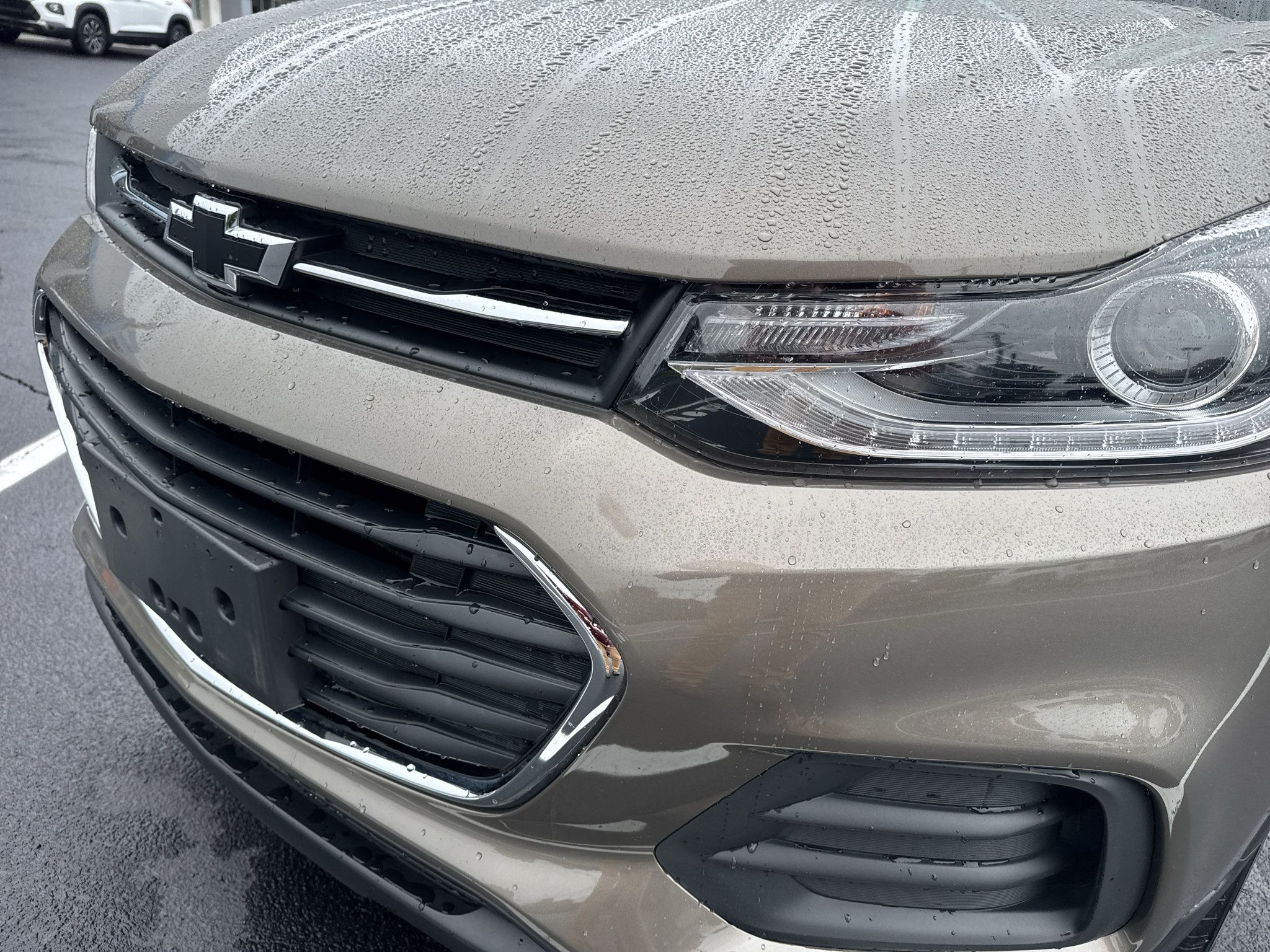 Used 2021 Chevrolet Trax LT w/ Sport Edition FWD image 9