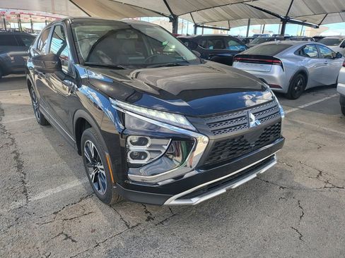 Used 2025 Mitsubishi Eclipse Cross SE image 3