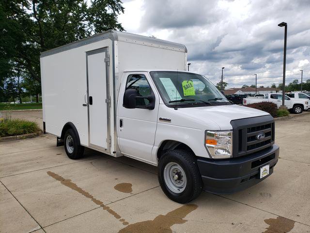 Used 2022 Ford E-350 and Econoline 350 Super Duty w/ Power Windows & Locks Group RWD image 4
