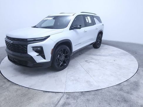 Used 2026 Chevrolet Traverse RS w/ LPO, Floor Liner Package image 2