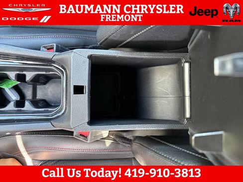 Used 2025 Jeep Compass Trailhawk AWD/4WD image 25