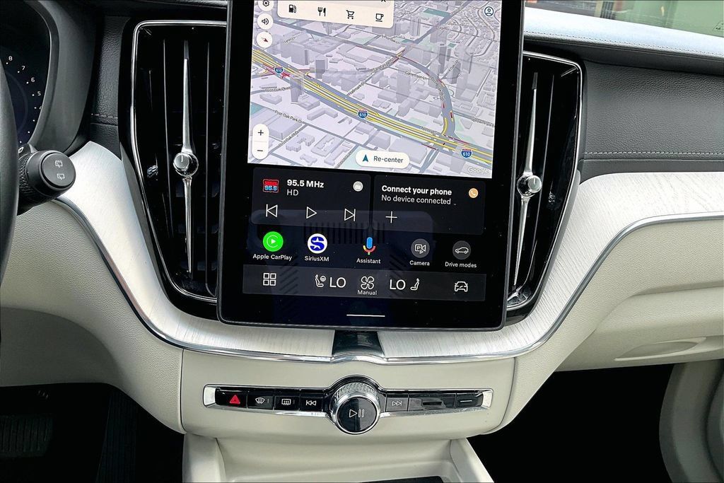 Certified 2026 Volvo XC60 B5 Ultra AWD/4WD image 41
