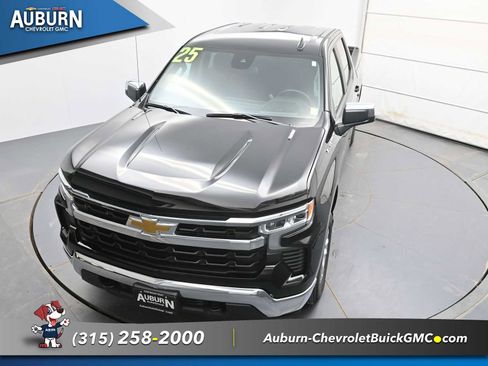 Used 2025 Chevrolet Silverado 1500 LT image 27