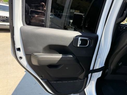 Used 2024 Jeep Wrangler Unlimited Rubicon 392 AWD/4WD image 62