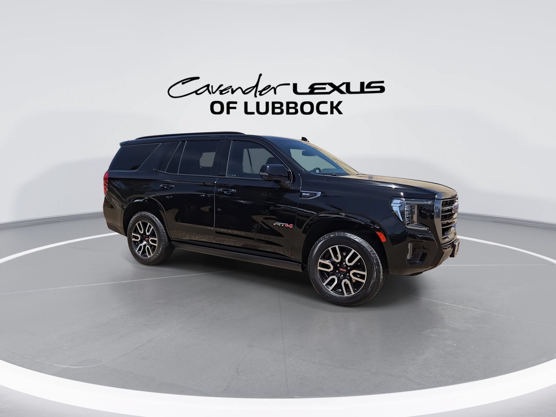 Used 2023 GMC Yukon AT4 AWD/4WD image 2