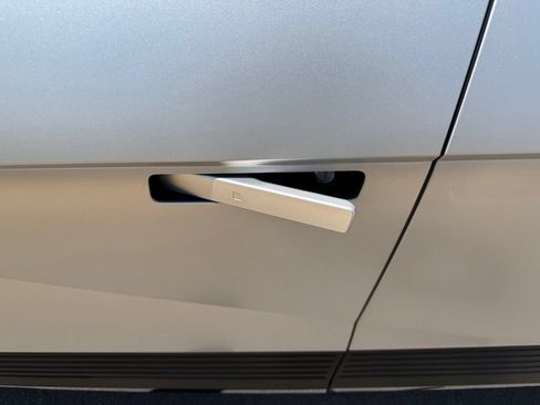 Certified 2024 Hyundai Ioniq 5 SEL AWD/4WD image 9