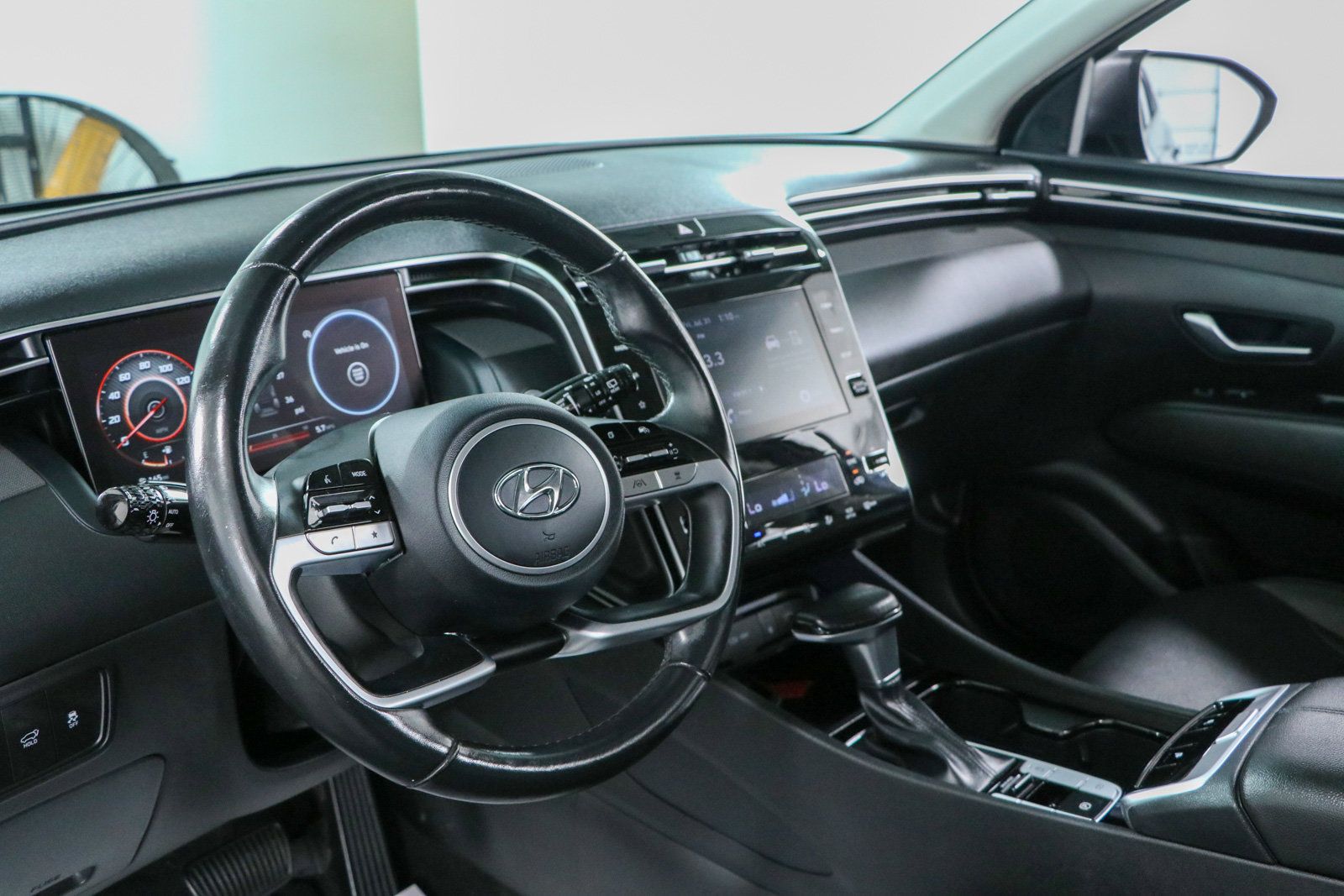 Used 2023 Hyundai Tucson SEL w/ Convenience Package FWD image 23