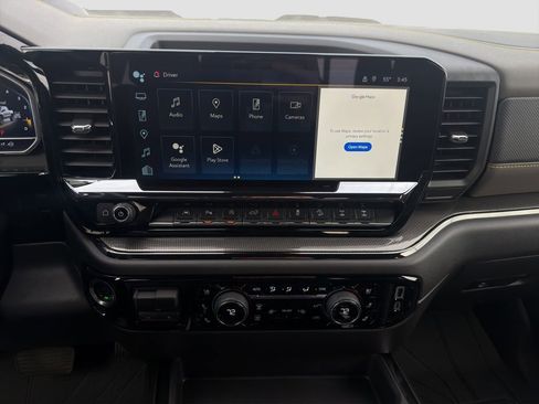 Used 2025 Chevrolet Silverado 1500 ZR2 w/ Technology Package image 16