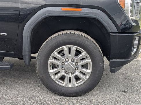 Used 2021 GMC Sierra 2500 Denali w/ Denali Ultimate Package image 11