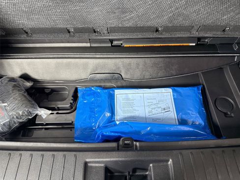 Used 2023 Toyota Highlander Limited image 44