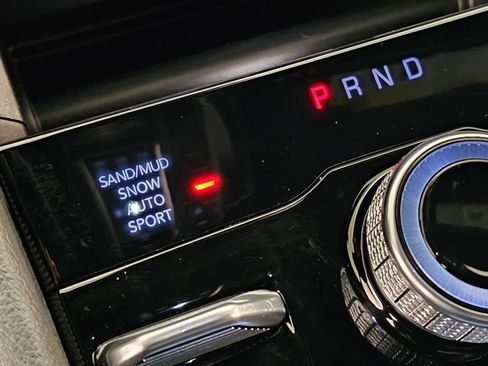 New 2025 Jeep Grand Cherokee Limited image 31