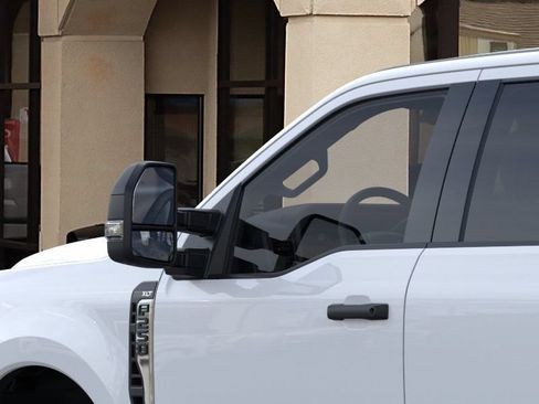 New 2026 Ford F250 XLT w/ FX4 Off-Road Package AWD/4WD image 42