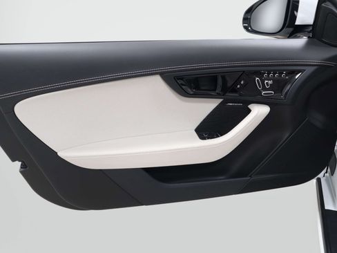 Used 2024 Jaguar F-TYPE Convertible AWD image 23