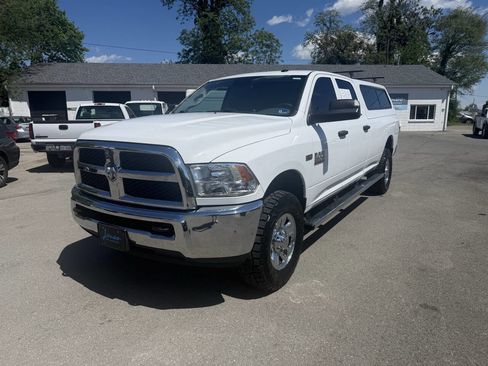 Used 2018 RAM 2500 Tradesman w/ Chrome Appearance Group image 2