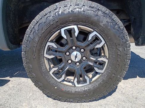 Used 2022 Chevrolet Silverado 1500 ZR2 AWD/4WD image 20