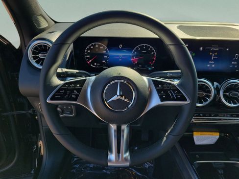 Certified 2026 Mercedes-Benz GLB 250 image 24