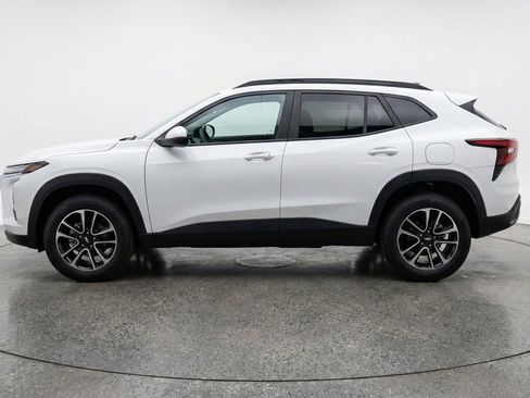 Used 2025 Chevrolet TrailBlazer LT image 5