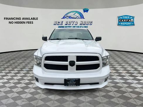 Used 2017 RAM 1500 Express image 2