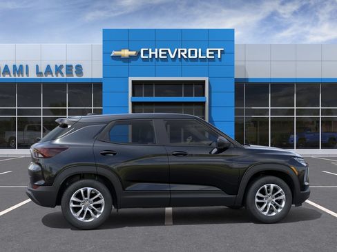 New 2026 Chevrolet TrailBlazer LS FWD image 5