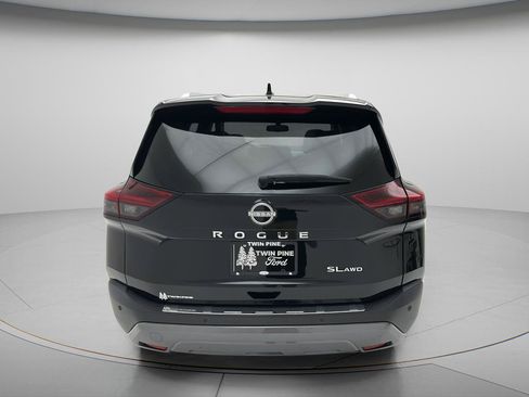 Used 2023 Nissan Rogue SL w/ SL Premium Package AWD/4WD image 5