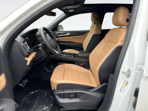 New 2026 Volkswagen Atlas Cross Sport SEL R-Line AWD/4WD image 13