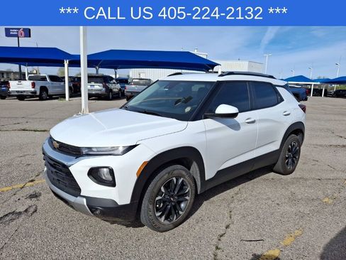 Used 2023 Chevrolet TrailBlazer LT w/ Convenience Package image 1