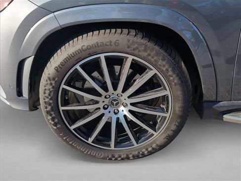 Used 2021 Mercedes-Benz GLS 580 4MATIC image 26