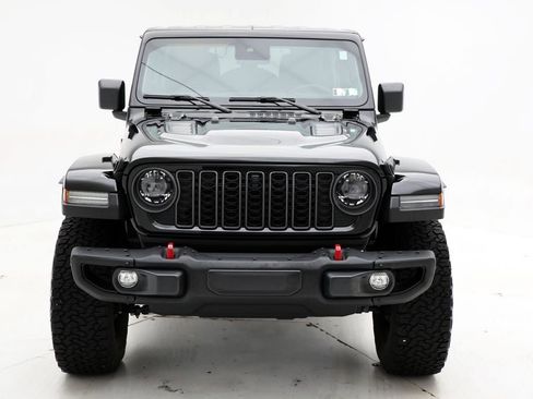 Used 2024 Jeep Wrangler Unlimited Rubicon AWD/4WD image 6