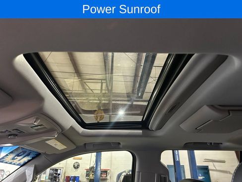 Used 2019 Chevrolet Tahoe Premier AWD/4WD image 5