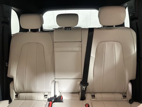 New 2026 Mercedes-Benz GLB 250 4MATIC image 22