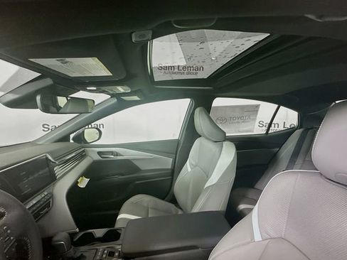 New 2026 Toyota Camry SE FWD image 21