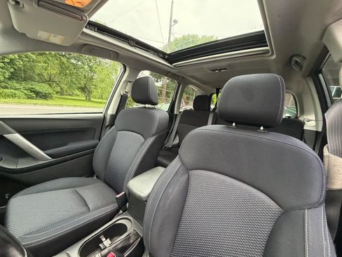 Used 2015 Subaru Forester 2.5i Premium w/ Popular Package #1 AWD/4WD image 19