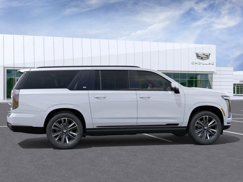 New 2026 Cadillac Escalade ESV Sport w/ Touring Package AWD/4WD image 29