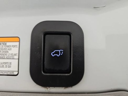 Used 2017 Toyota Sienna Limited Premium AWD/4WD image 38