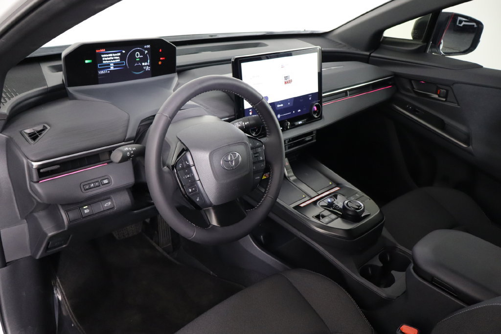 Used 2026 Toyota C-HR AWD/4WD image 25