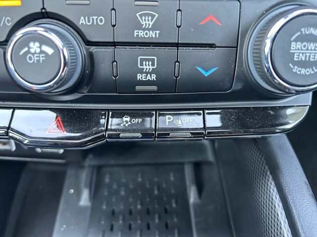 Used 2025 Dodge Durango R/T AWD/4WD image 46