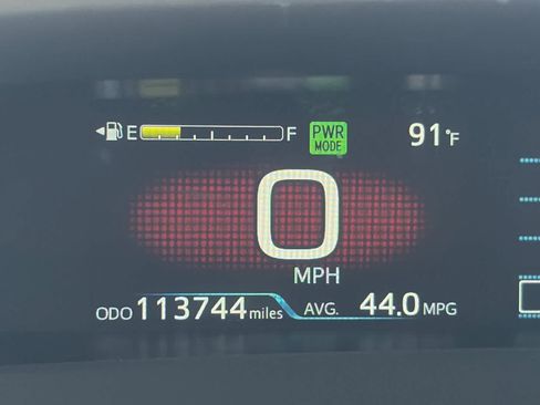 Used 2021 Toyota Prius Prime Limited FWD image 29