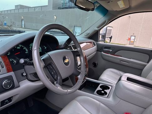 Used 2009 Chevrolet Silverado 3500 LTZ w/ Suspension Package, Off-Road image 14