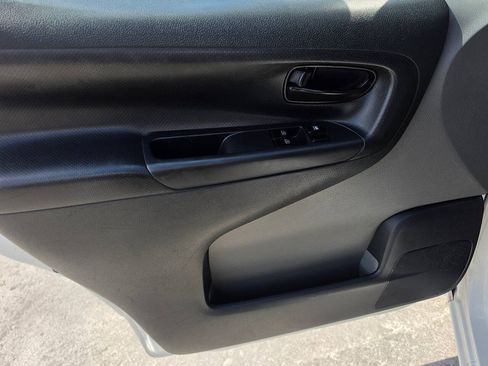 Used 2017 Nissan NV200 SV w/ Technology Package FWD image 18